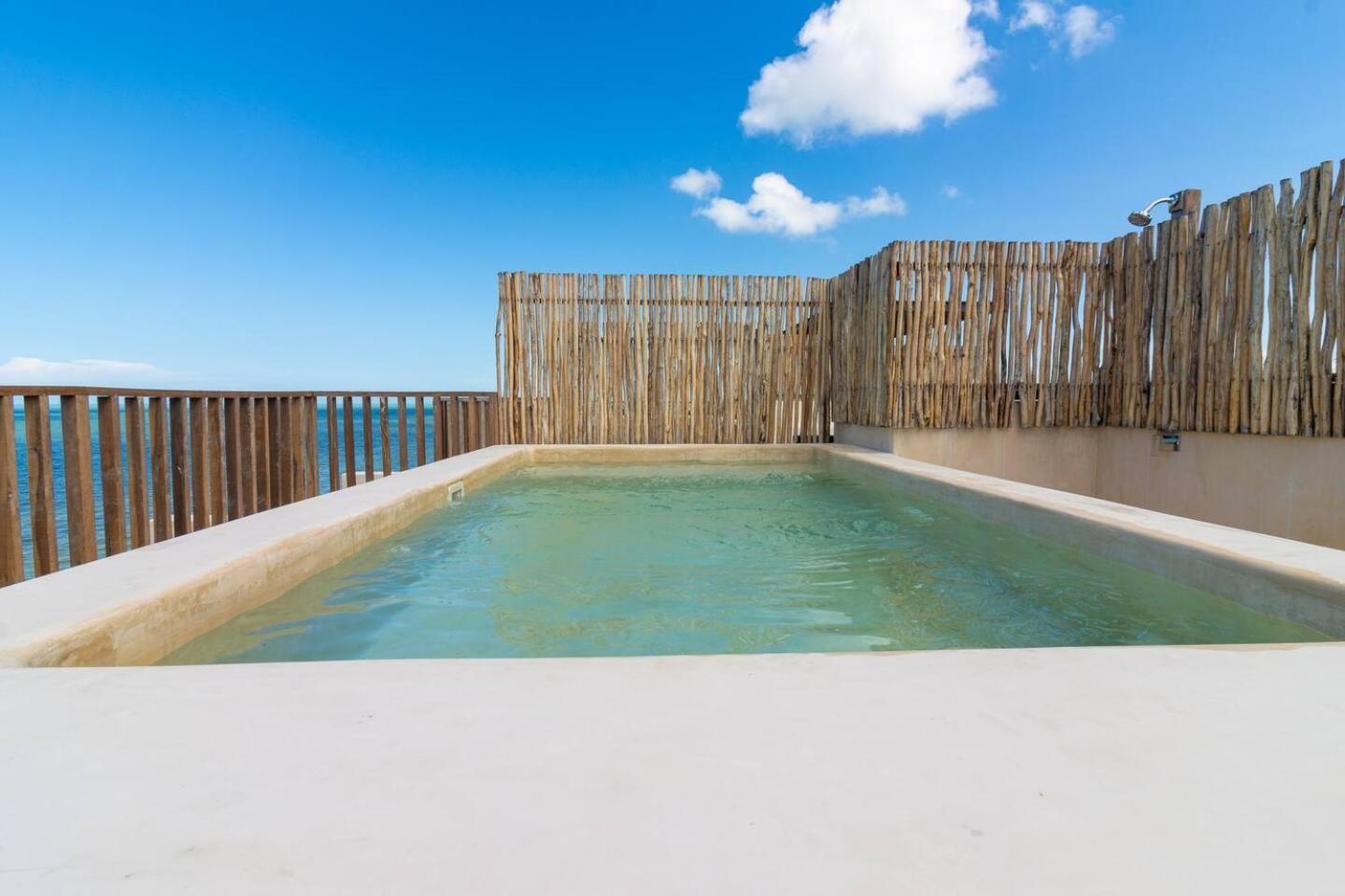 Beautiful Ocean View Penthouse With Private Pool -C301 Hotell Holbox  Eksteriør bilde