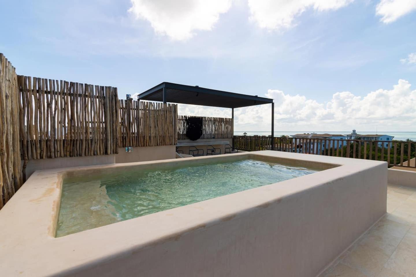 Beautiful Ocean View Penthouse With Private Pool -C301 Hotell Holbox  Eksteriør bilde